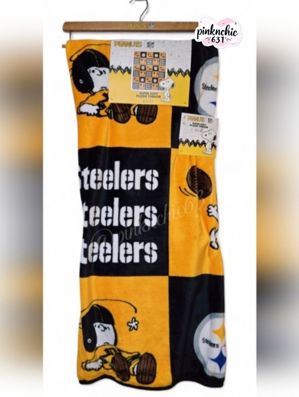 NFL Pittsburgh Steelers Peanut Plush Throw Blanket Snoopy & Charlie Brown